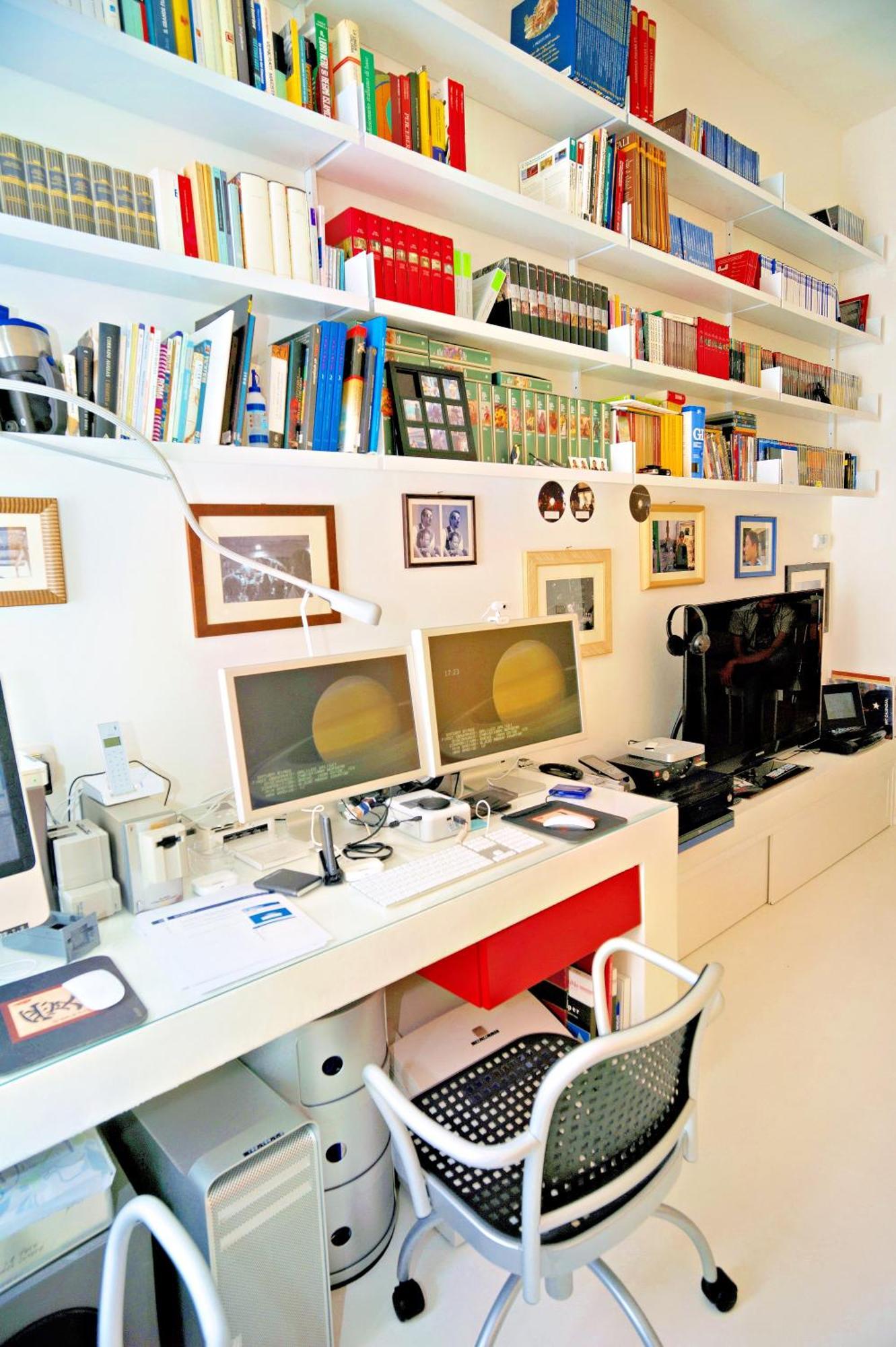 Elegant And Modern Loft In Medieval Bologna Bagian luar foto