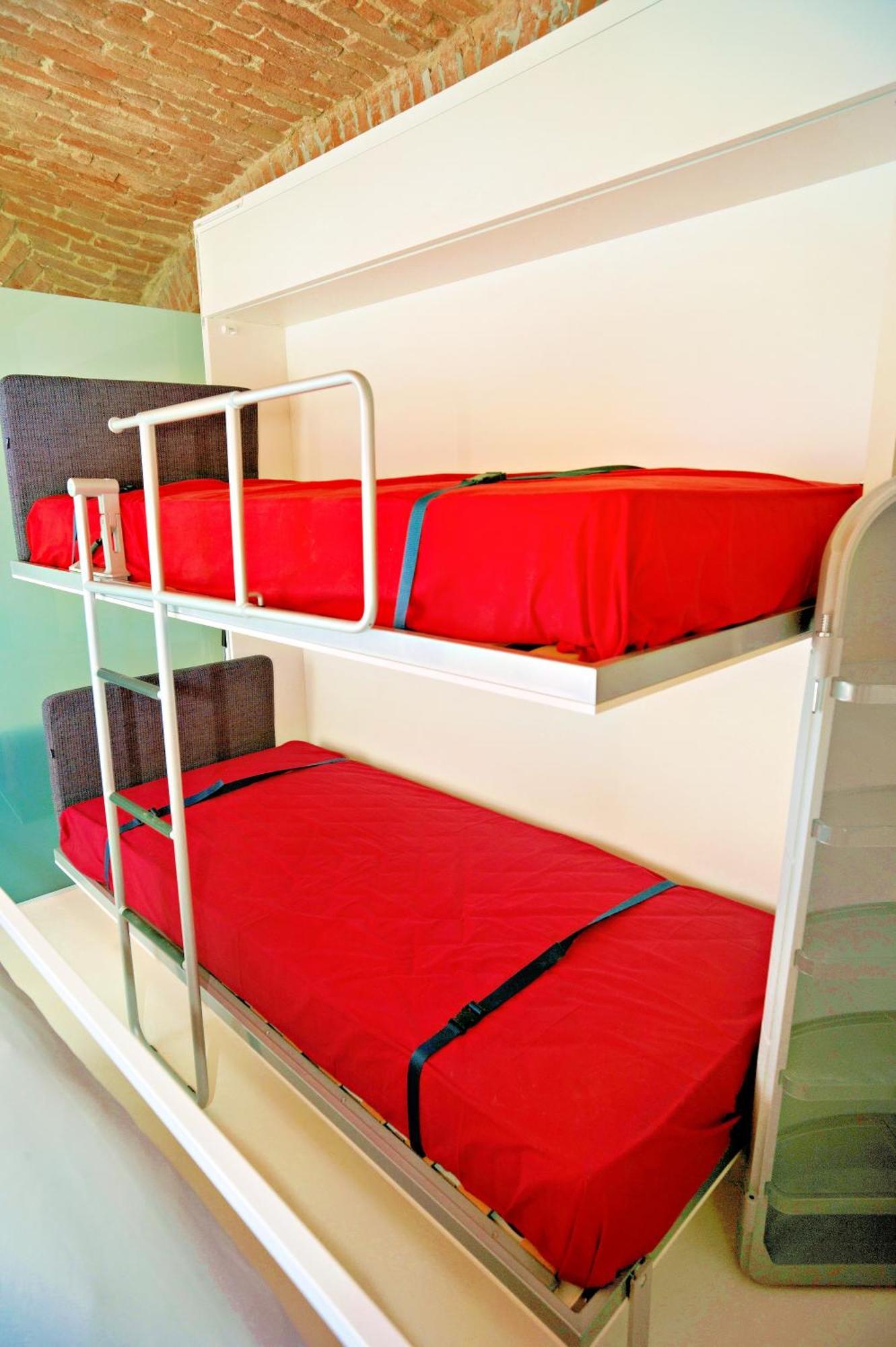 Elegant And Modern Loft In Medieval Bologna Bagian luar foto